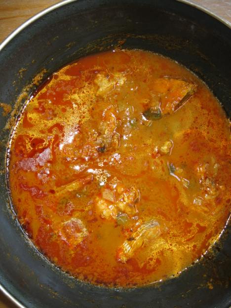 Simple fish curry